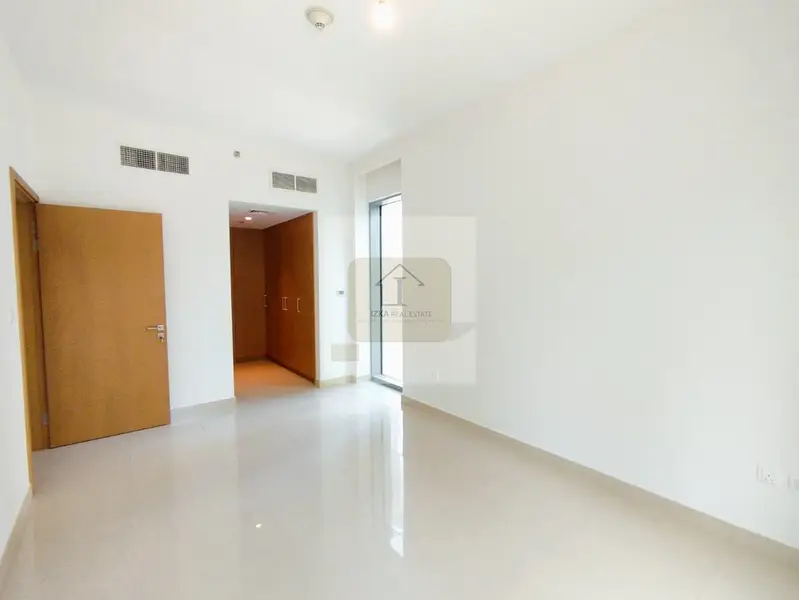 788555387-800×600 (1)