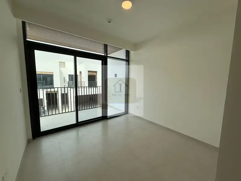 789127631-800×600 (1)