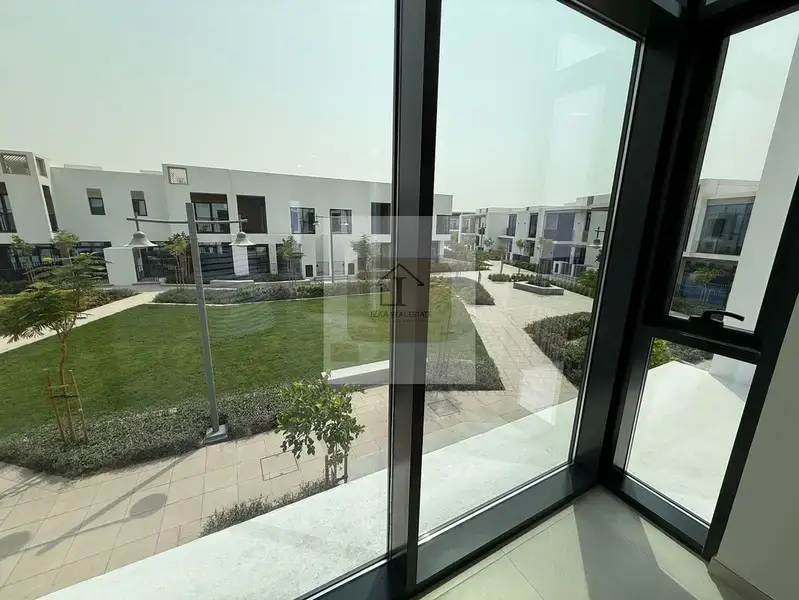 789127632-800×600 (1)