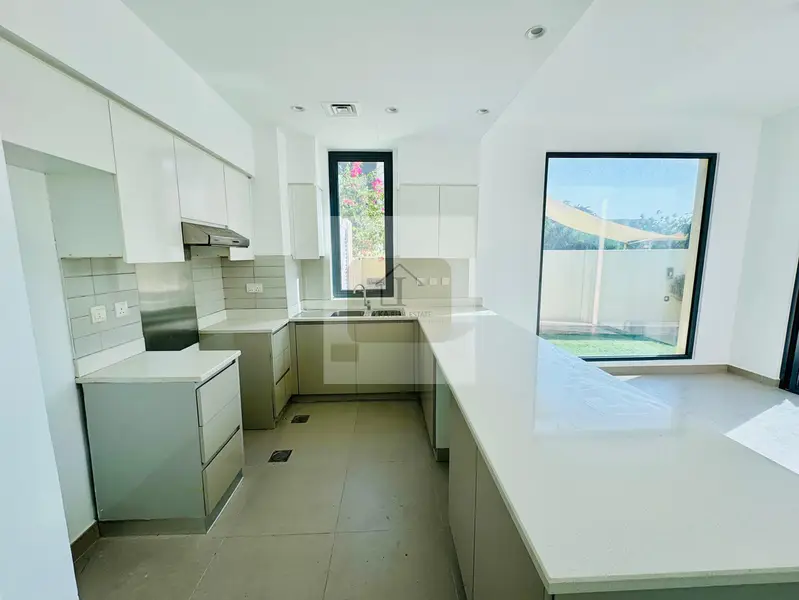 789316281-800×600 (1)