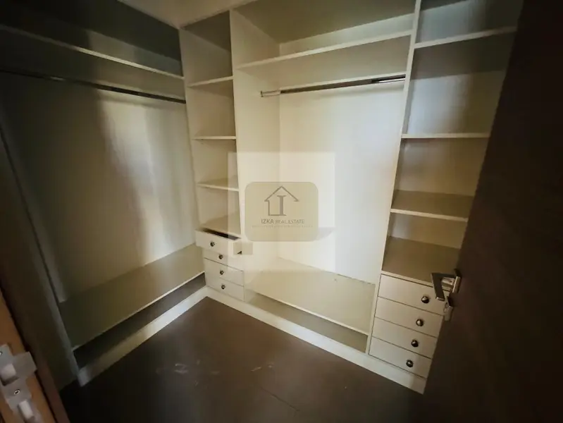 790288867-800×600 (1)